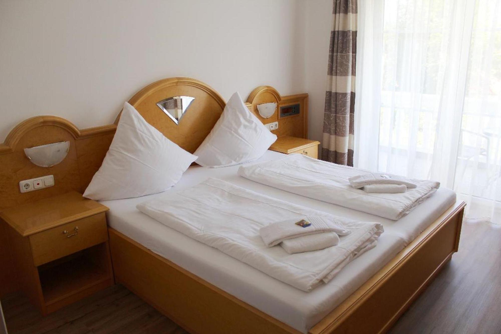 Ferienappartements-Grolik Im Aparthotel Zum Gutshof Hohenwarth ภายนอก รูปภาพ